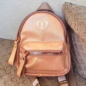 Claire mini heart rose gold backpack